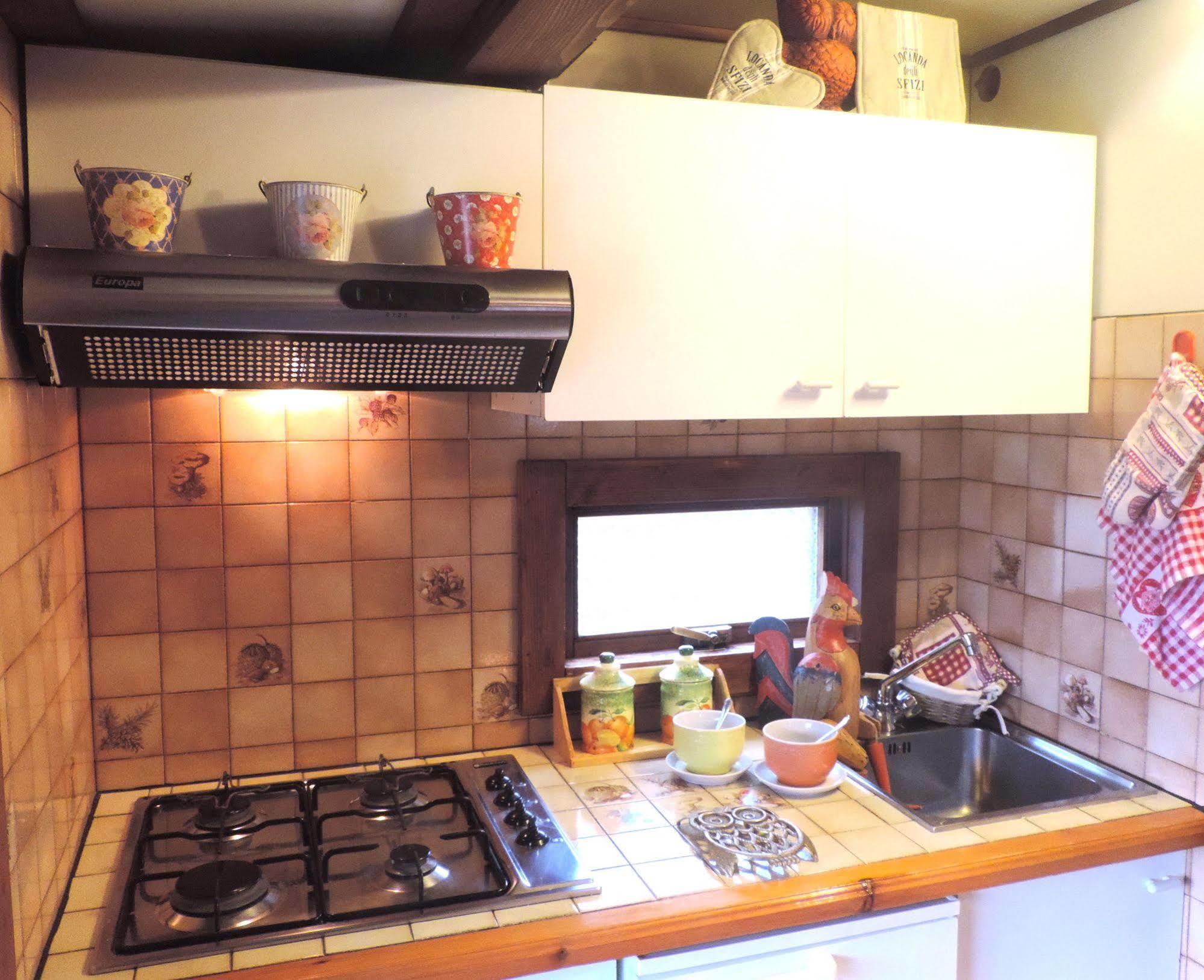 Antey-Saint-André Villaggio Turistico Camping Cervino מראה חיצוני תמונה